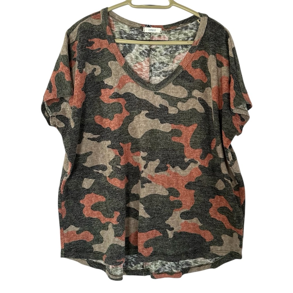Cherish Women's Camouflage Pink Grey V-Neck Tee Large High Low Hem